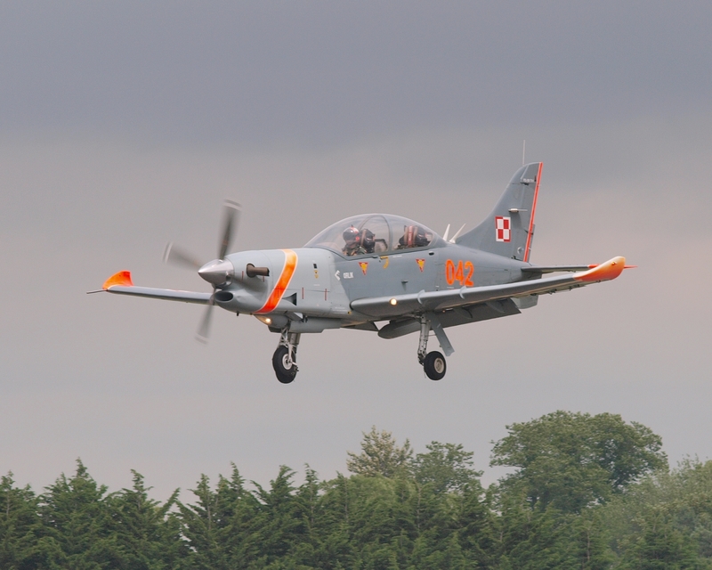 PZL-130 ORLIK 042 ORLIK AEROBATIC GROUP P1013917.jpg :: OLYMPUS DIGITAL CAMERA