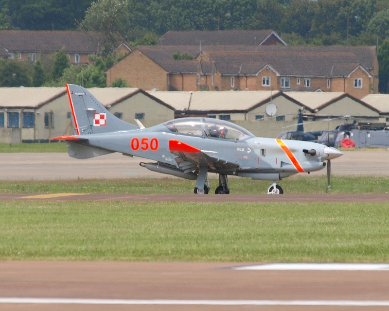 PZL-130 ORLIK 050 ORLIK AEROBATIC GROUP P1013934.jpg :: OLYMPUS DIGITAL CAMERA