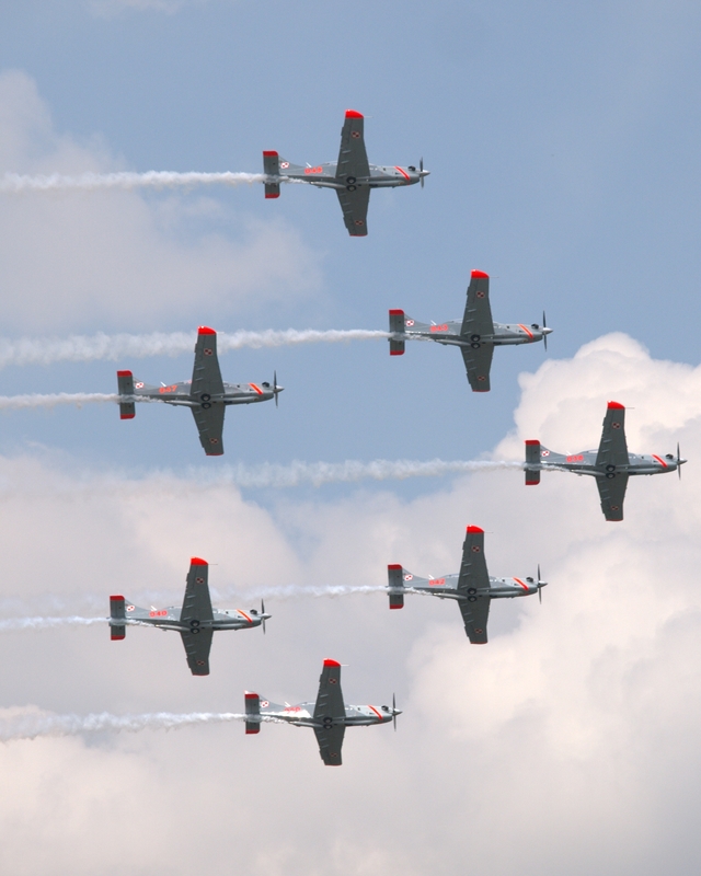 PZL-130 ORLIK ORLIK AEROBATIC GROUP P1015472.jpg