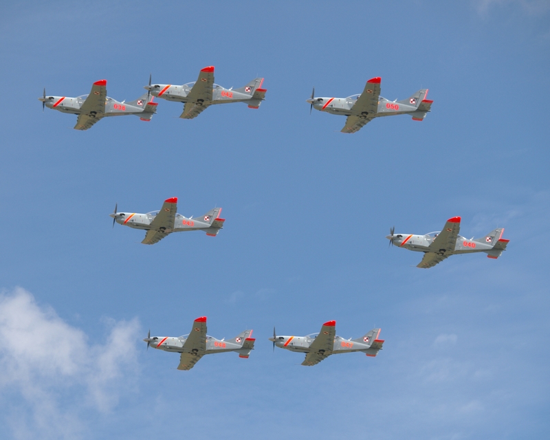 PZL-130 ORLIK ORLIK AEROBATIC GROUP P1016141.jpg