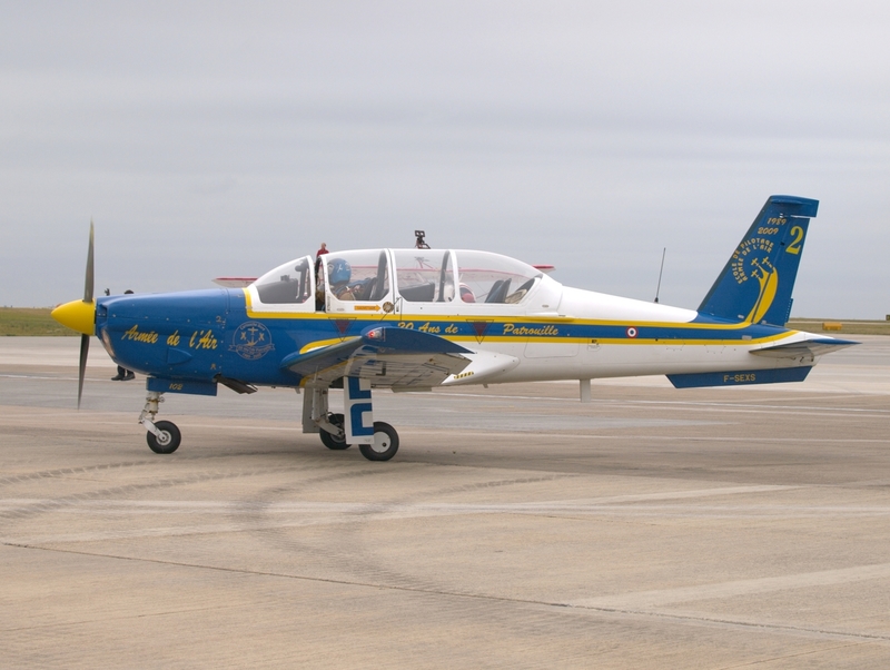 SOCATA TB30 EPSILON CARTOUCHE DORE F-SEXS P9095068(1).jpg