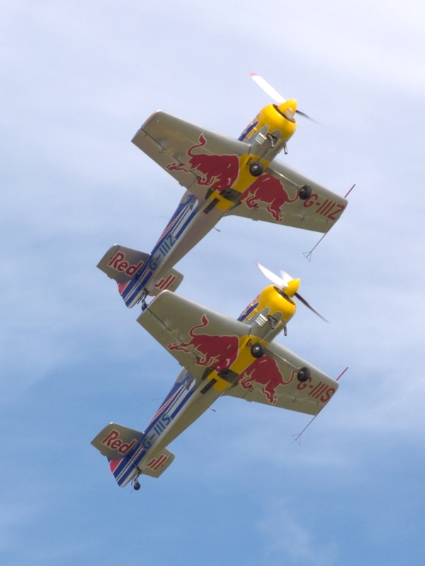 SUKHOI SU-26 G-IIIZ G-IIIS RED BULL MATADORS P6167103.jpg