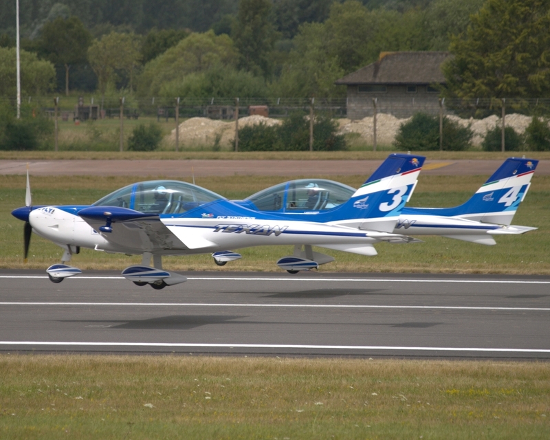 TEXAN TOP CLASS I-7736 1 I-8382 3 I-8942 4 WE FLY TEAM P7170316(1).jpg