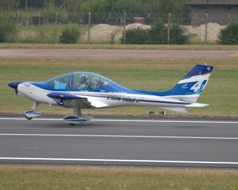 TEXAN TOP CLASS I-8942 4 WE FLY TEAM P7192687.jpg
