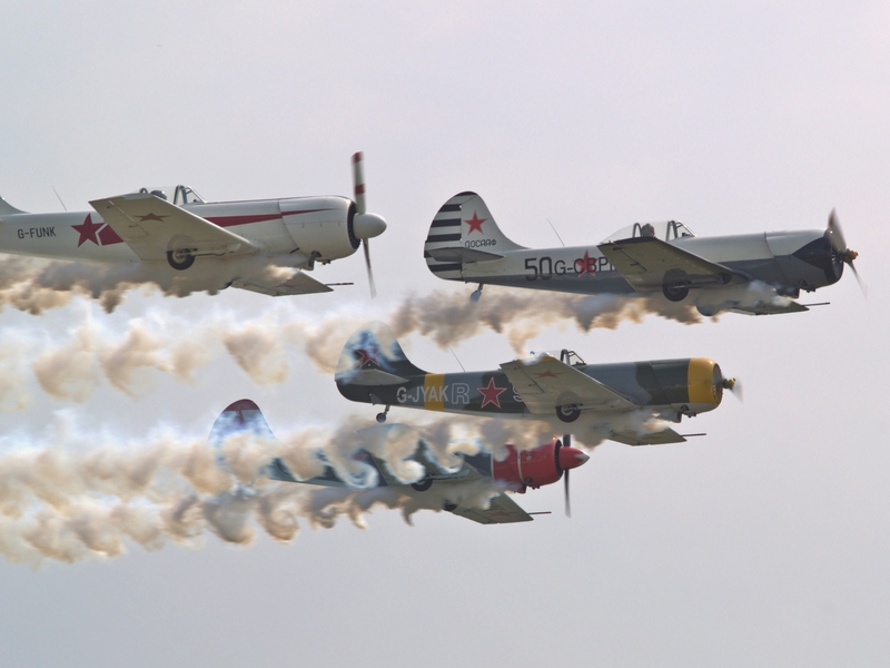 YAKOVLEV YAK 50 AEROSTARS P1011447.jpg