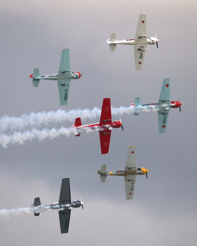 YAKOVLEV YAK 50 AEROSTARS P1014268.jpg
