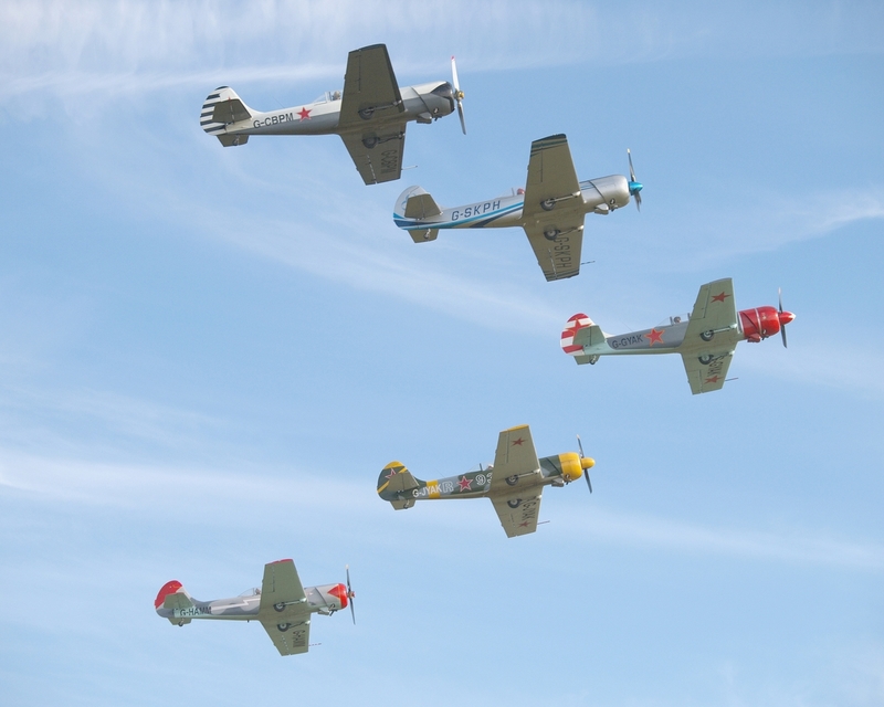YAKOVLEV YAK 50 AEROSTARS P1019166(1).jpg