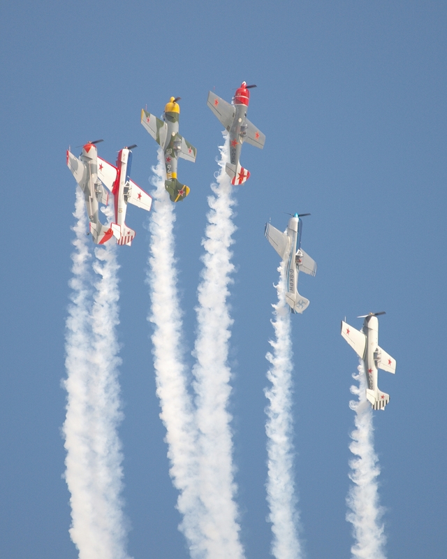 YAKOVLEV YAK 50 AEROSTARS P1019318.jpg