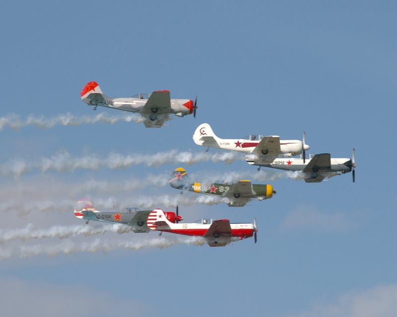 YAKOVLEV YAK 50 AEROSTARS P6148496.jpg