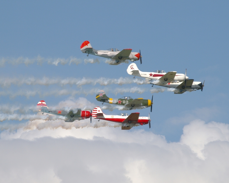 YAKOVLEV YAK 50 AEROSTARS P6148498(1).jpg
