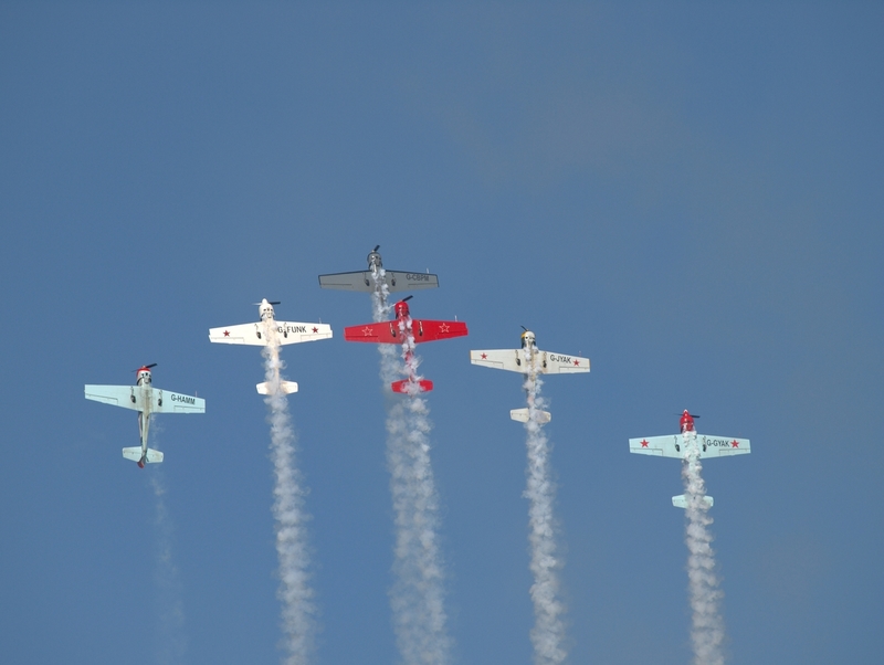 YAKOVLEV YAK 50 AEROSTARS P6148510.jpg