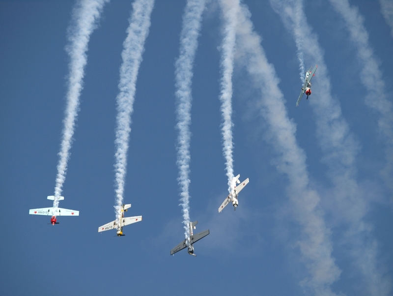 YAKOVLEV YAK 50 AEROSTARS P6148521.jpg