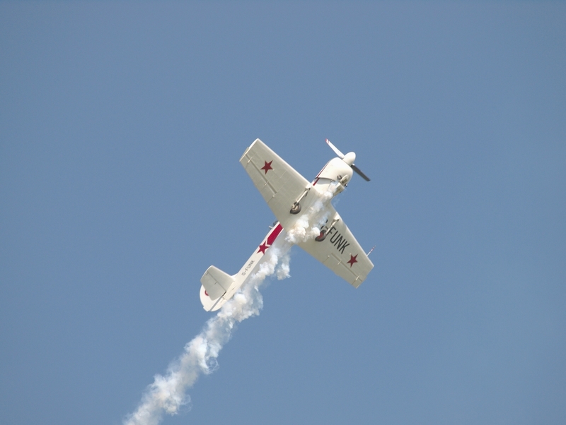 YAKOVLEV YAK 50 AEROSTARS P6148525.jpg