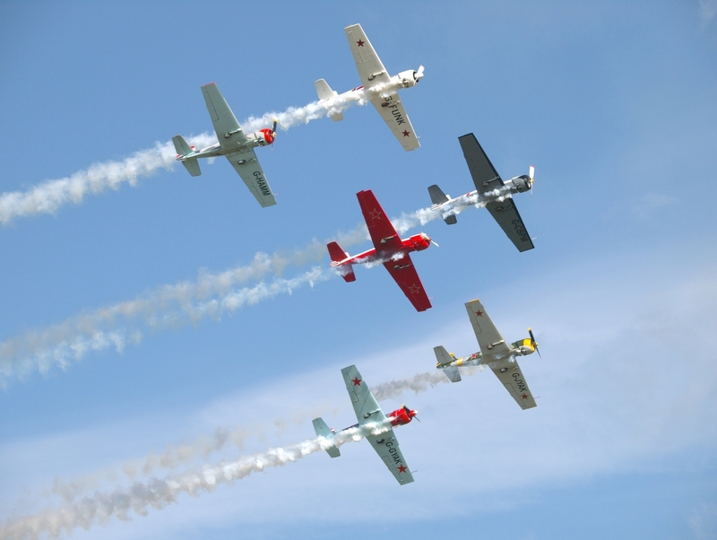 YAKOVLEV YAK 50 AEROSTARS P6148554.jpg