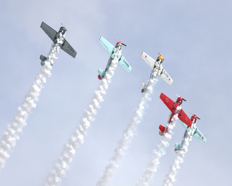 YAKOVLEV YAK 50 AEROSTARS P6174684.jpg
