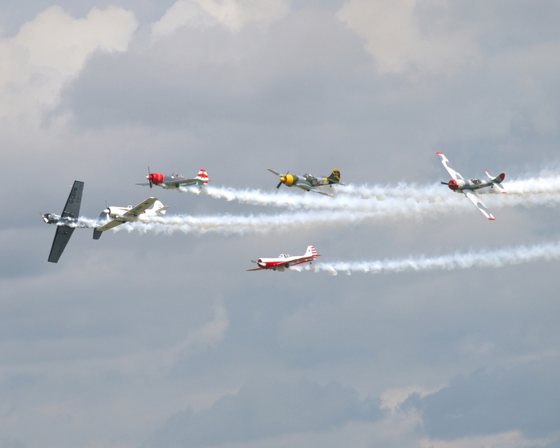 YAKOVLEV YAK 50 AEROSTARS P7017614.jpg