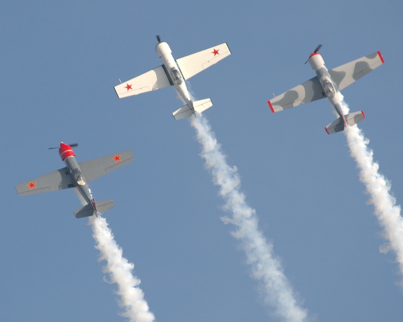 YAKOVLEV YAK 50 AEROSTARS P9038037(1).jpg