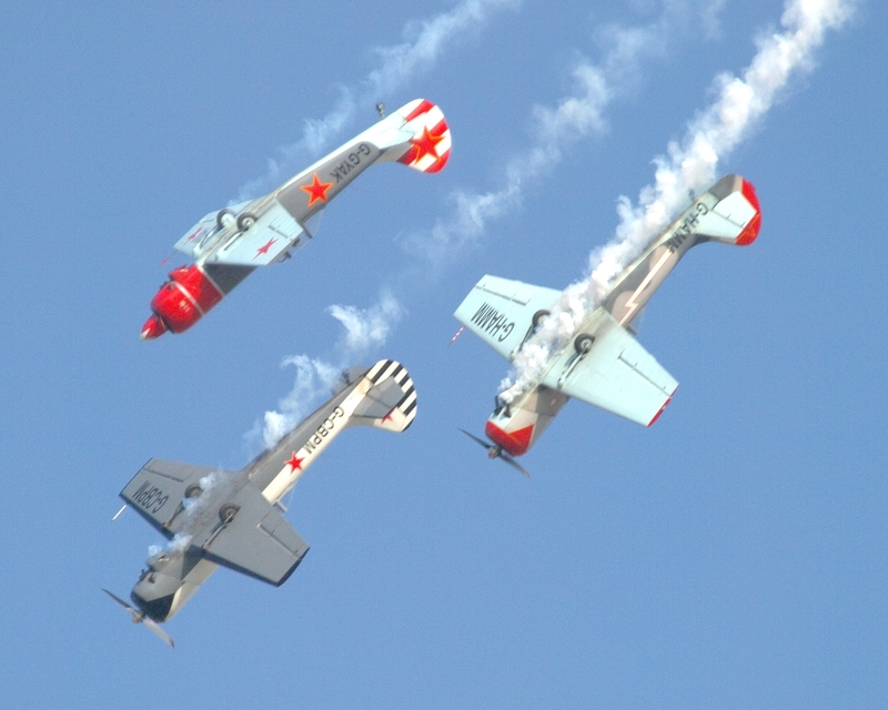 YAKOVLEV YAK 50 AEROSTARS P9055877(1).jpg