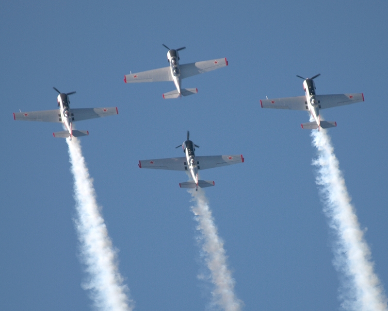 YAKOVLEV YAK 50 YAK 52 YAKOVLEVS P6202990(1).jpg