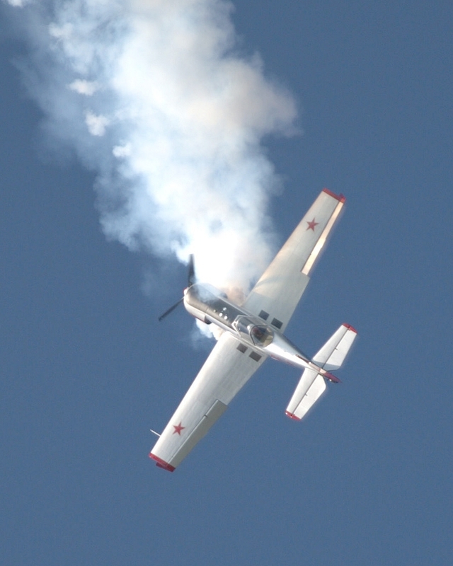 YAKOVLEV YAK 50 YAKOVLEVS P6203037(1).jpg