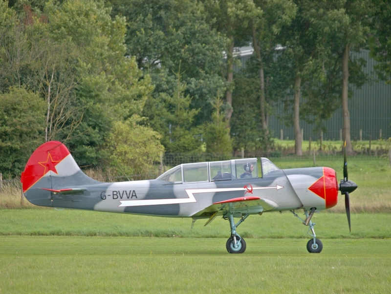 YAKOVLEV YAK 52 G-BVVA TEAM OSPREY P8022830(1).jpg
