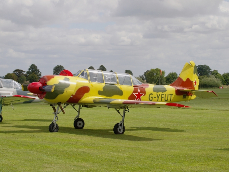 YAKOVLEV YAK 52 G-YFUT TEAM OSPREY P8022396(1).jpg