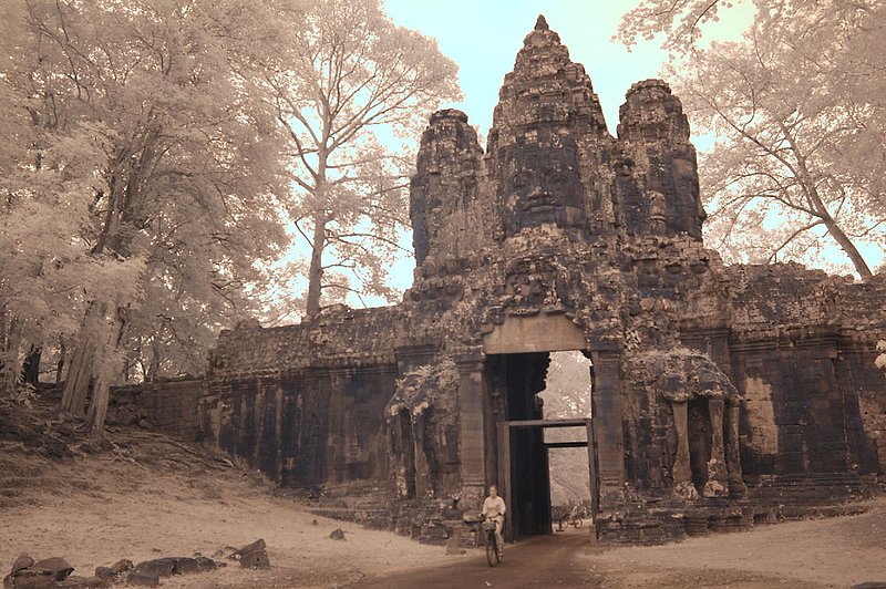 201011CambodiaIR091 ifp3.jpg