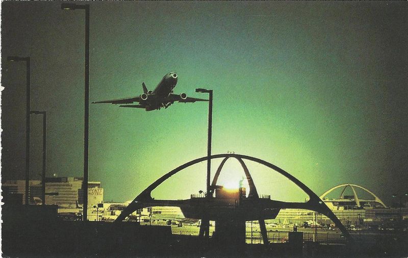 USA CA Los Angeles ARPT 9.jpg :: USA, California, Los Angeles. Image courtesy of John Anderson.