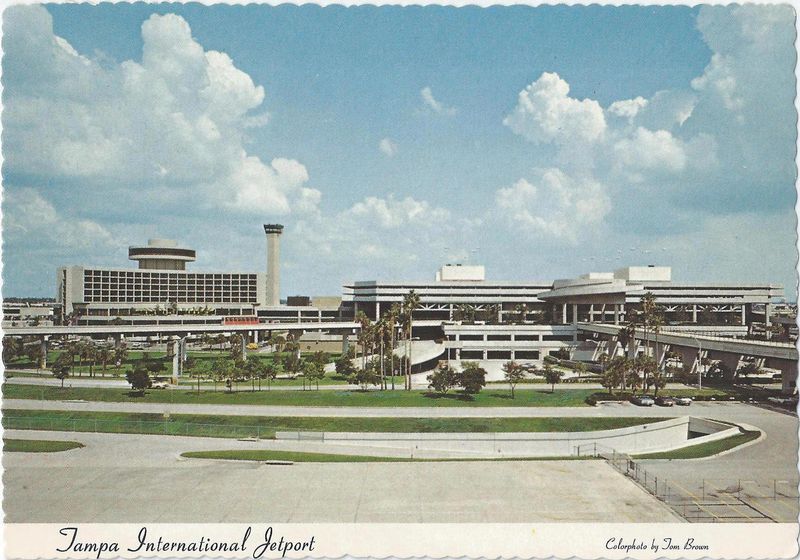 USA FL Tampa ARPT 9.jpg :: USA, Florida, Tampa. Image courtesy of John Anderson.