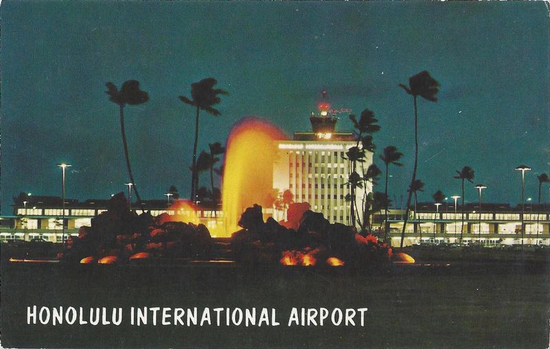 USA HI Honolulu ARPT 8.jpg :: USA, Hawaii, Honolulu. Image courtesy of John Anderson.