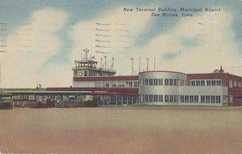 USA IA Des Moines ARPT 3.jpg :: USA, Iowa, Des Moines. Image courtesy of John Anderson.