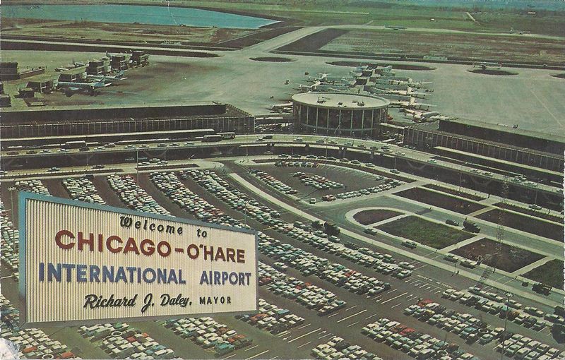 USA IL Chicago OHare ARPT 17.jpg :: USA, Illinois, Chicago, OHare. Image courtesy of John Anderson.