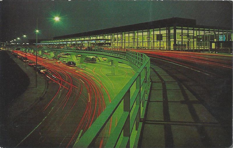 USA IL Chicago OHare ARPT 25.jpg :: USA Illinois, Chicago, O'Hare. Image courtesy of John Anderson.