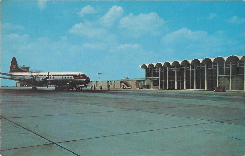 USA MN Rochester ARPT 1.jpg :: USA, Minnesota, Rochester. Image courtesy of John Anderson.