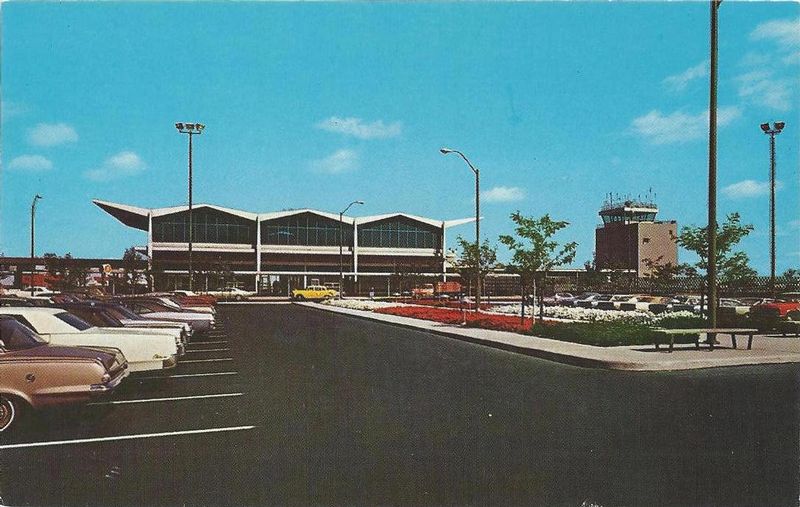 USA OH Cleveland Burke ARPT 2.jpg :: USA, Ohio, Cleveland Burke Lakefront Airport. Image courtesy of John Anderson.