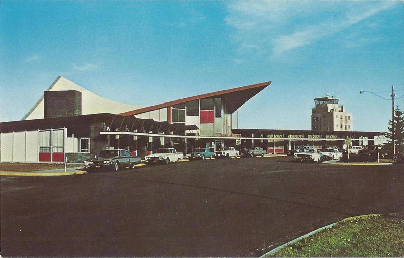 USA WY Cheyenne ARPT 1.jpg :: USA, Cheyenne, Wyoming. Image courtesy of John Anderson.