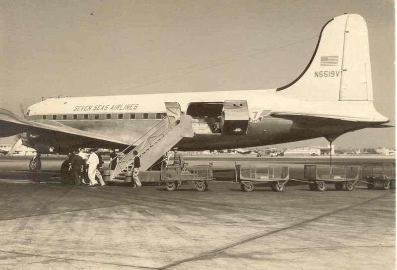 Seven Seas Airlines DC-4 AI 1.jpg :: Seven Seas Airlines, USA & Luxembourg