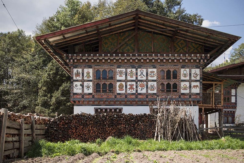 2019_051 BT FarmHouse.jpg :: Traditional Farm House
