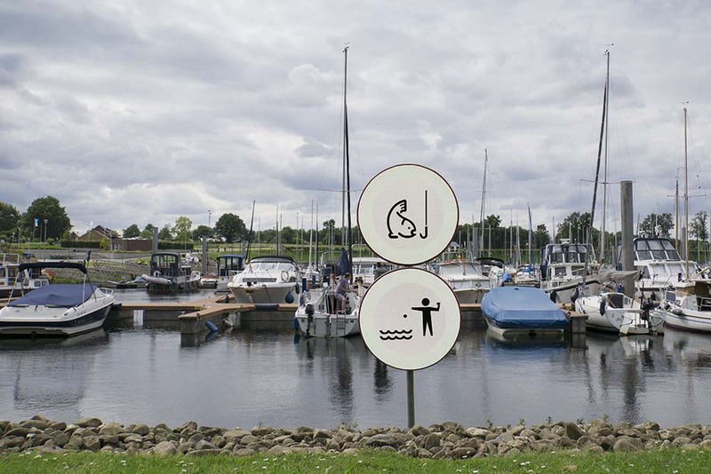 BE2024001 MarinaSigns.jpg :: Marina Signs