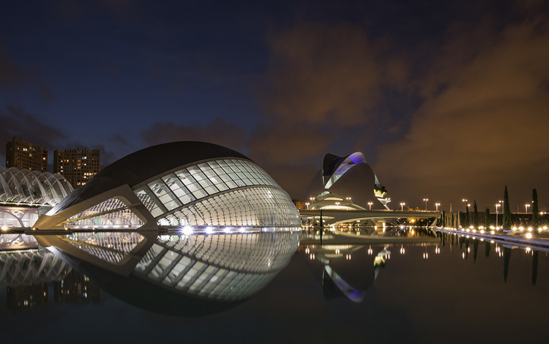 ES2018 004 Calatrava.jpg :: Valencia by Night