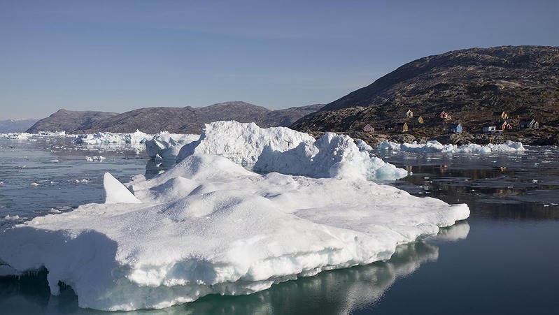 GL2024_045 Tinit.jpg :: Sermilik Icefjord 