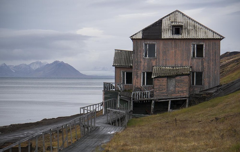 SJ2019_034 Derelict.jpg :: Derelict