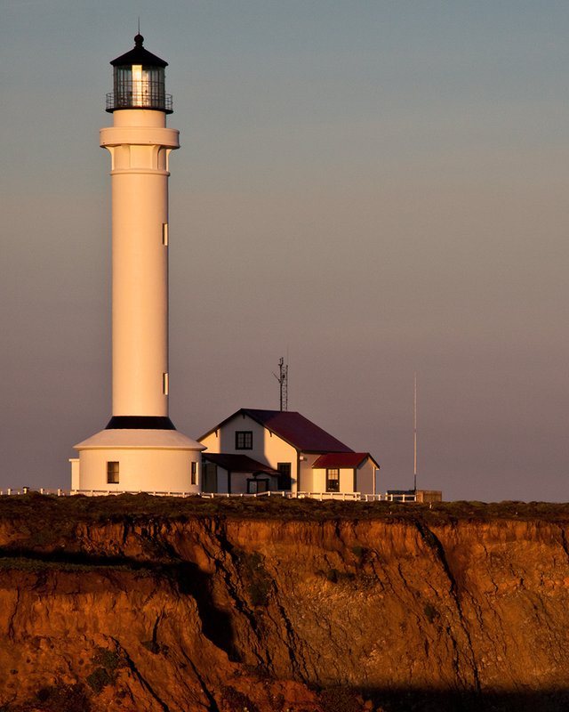 Light Station 20110213c.jpg