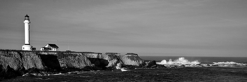 Light Station 20112013a-BW.jpg