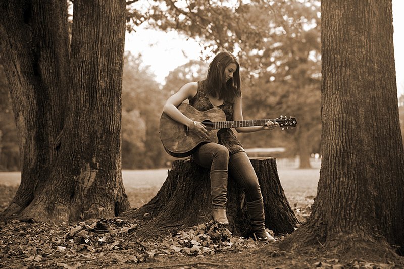 2Sr -HS Sr HM13 04sepia.jpg