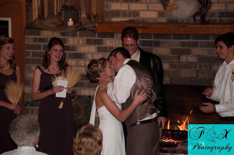 First kiss.jpg :: By: Fox Photography