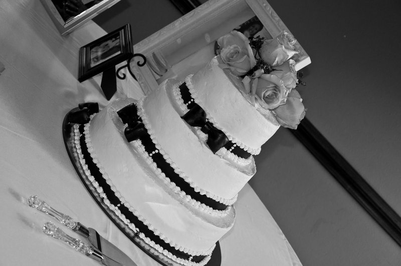 cake bw.jpg