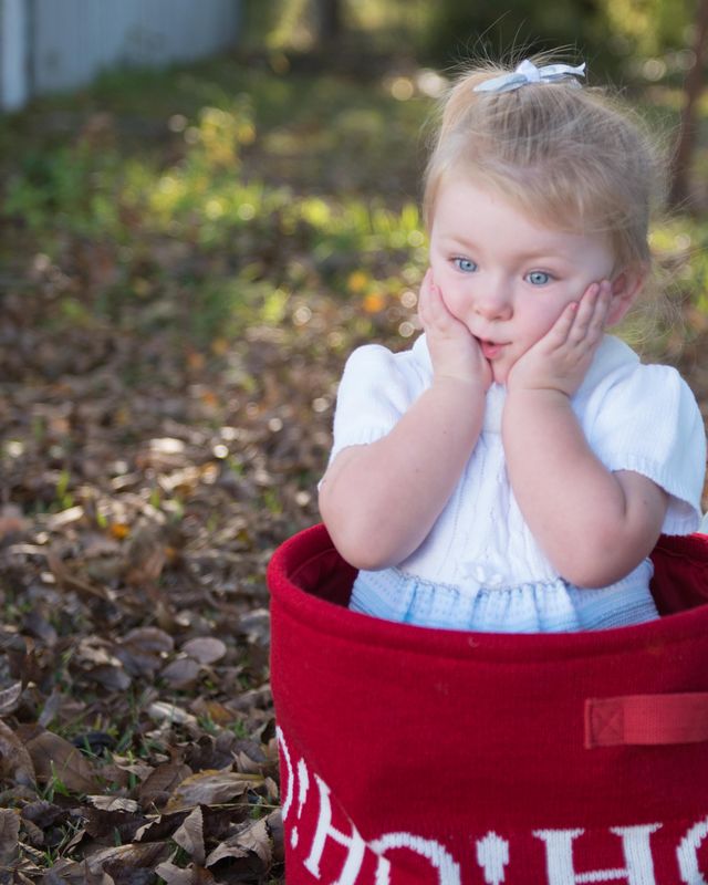 Little girl surprised.jpg