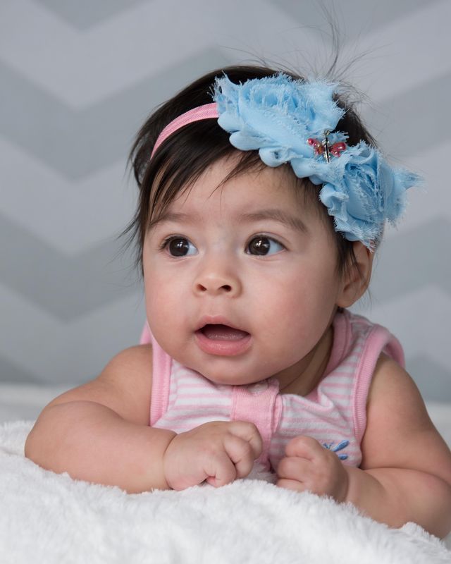 Baby girl studio.jpg