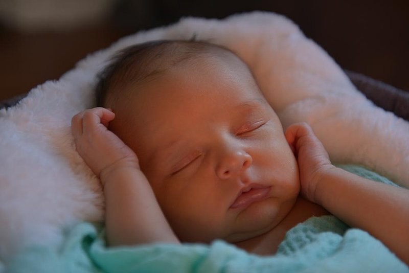 Newborn natural light.jpg